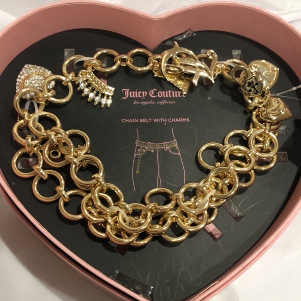 Juicy Couture gold‎ plated chain belt with charms in pink heart shaped box nrw